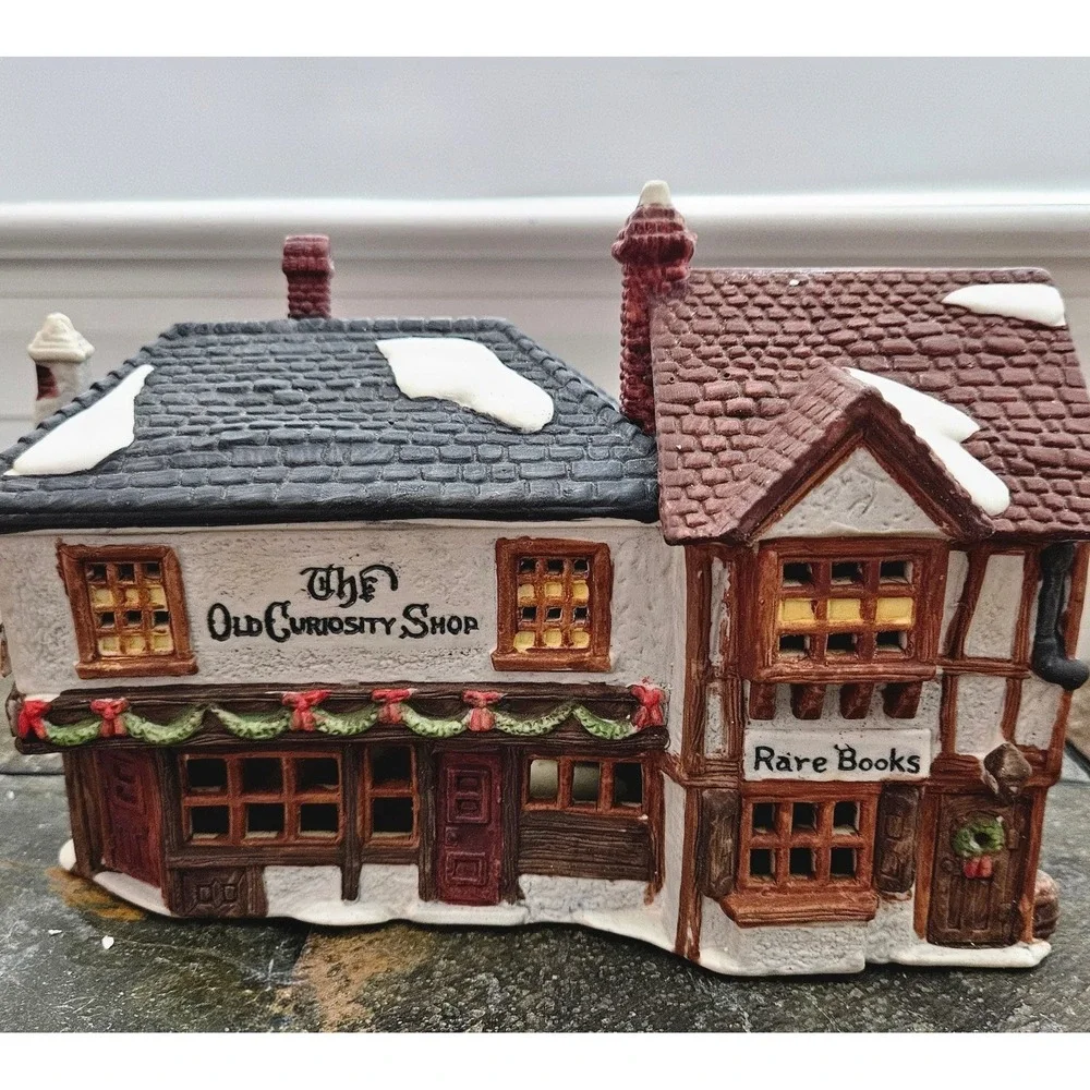 Dept 56 Dickens Village Old Curiosity Shop Retired w/ Box Insert Cord Bulb